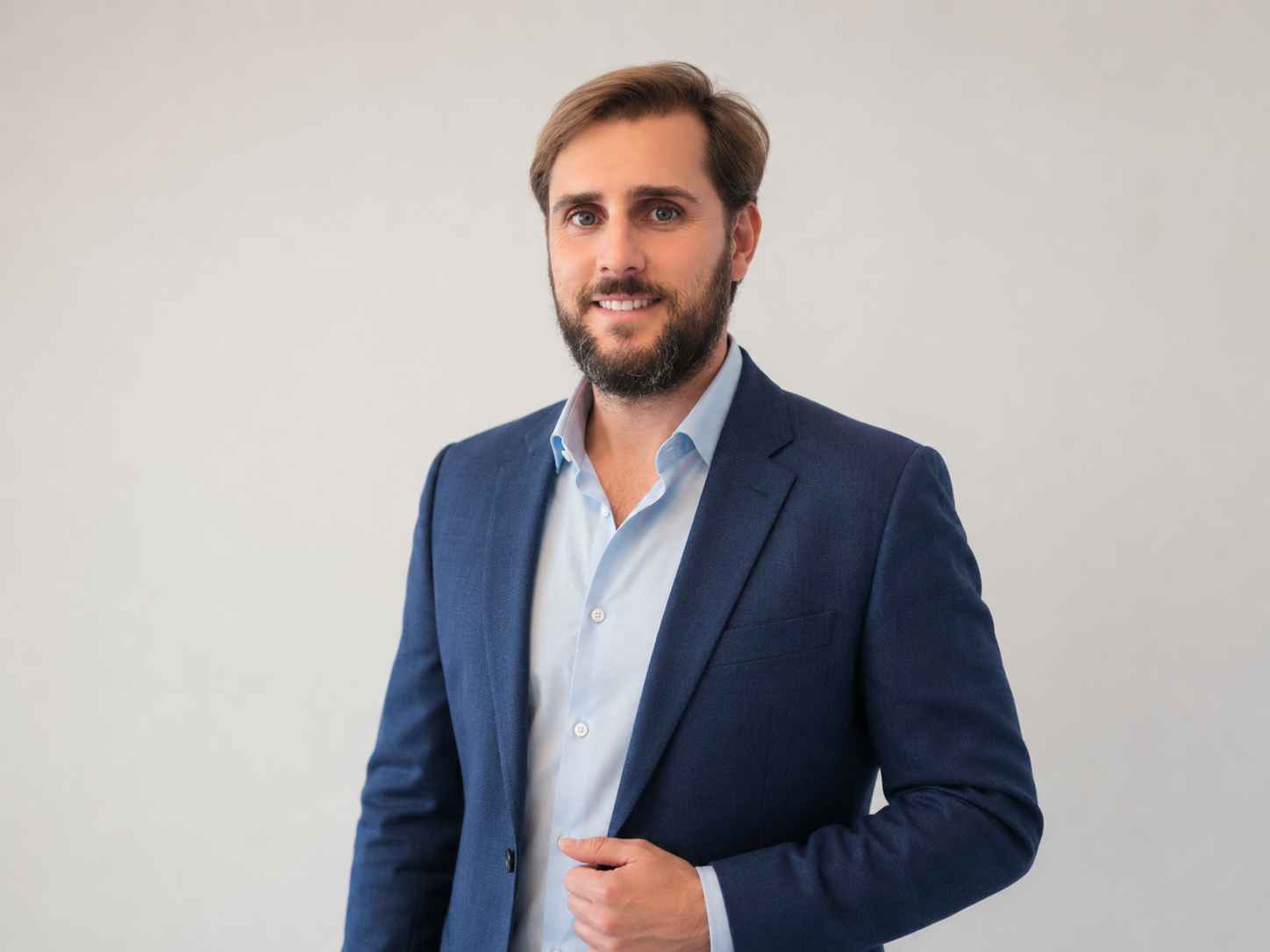 Andrés Fernández Cuevas, Insurance Specialist AFC